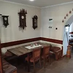 Restaurace A Vlci Jama * Horní Blatná