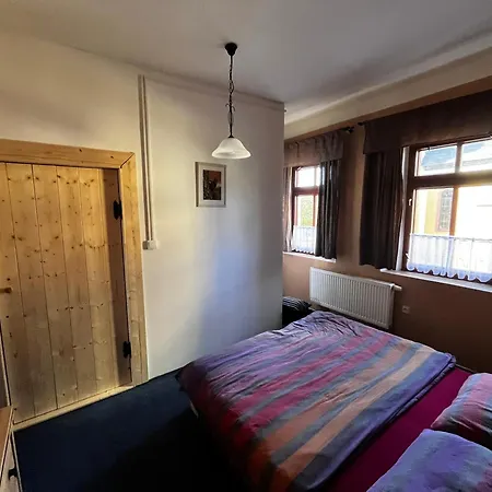 Penzion Restaurace A Vlčí Jáma *