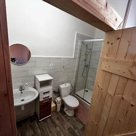 Penzion Restaurace A Vlci Jama Horní Blatná